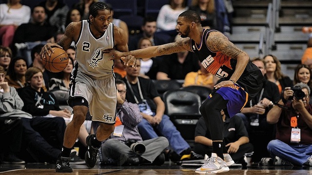 kawhi leonard grey jersey at match